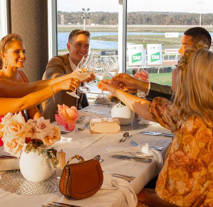 Sunshine Coast Turf Club Fly Race and Dine